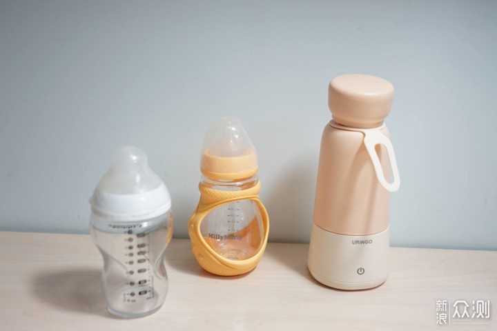  港股午评|恒生指数早盘下跌0.95% 药明系表现突出